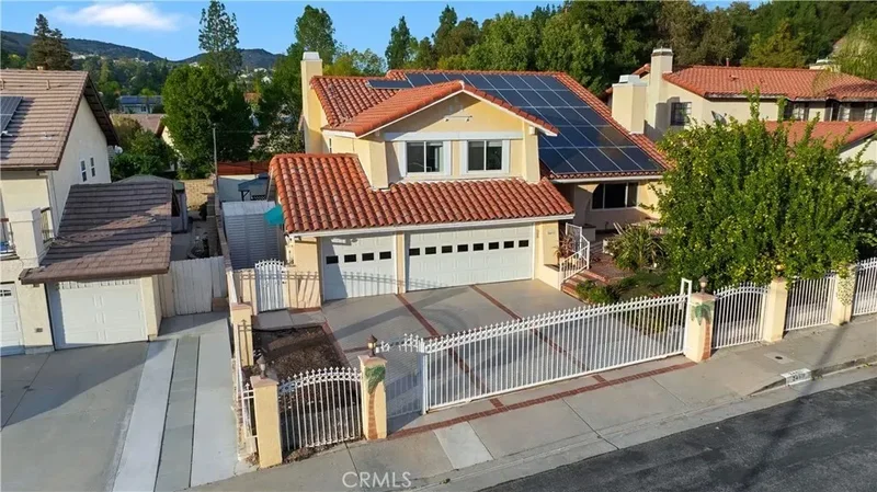 24411 Highlander Road, Bell Canyon, California, United States. - Photo 38