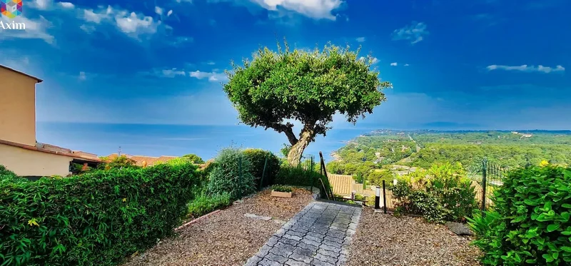 9052 Allée des Amarantes, Saint-Raphaël, France. - Photo 17