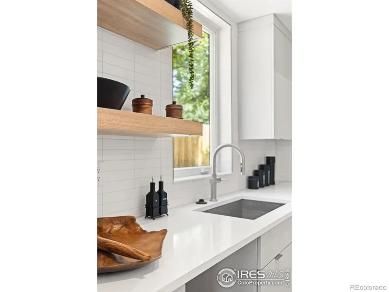 3315 Broadway Avenue, Boulder, Colorado, United States. - Photo 3