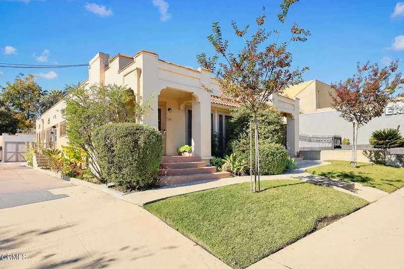 Multi Family in Pasadena