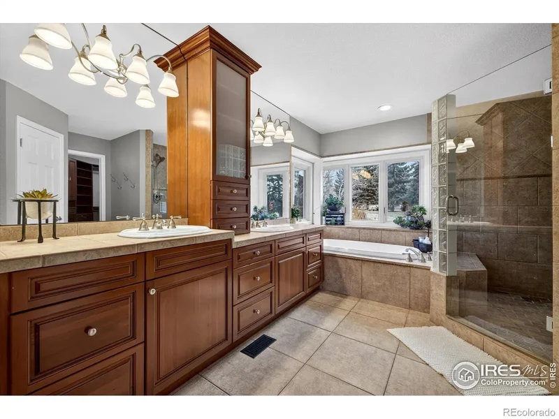 2184 W 116th Avenue, Thornton, Colorado, United States. - Photo 16