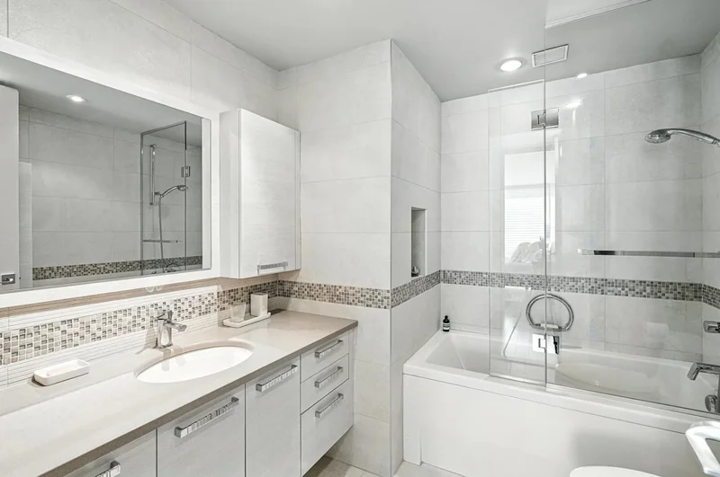 2 Rue Westmount-Square 302, Westmount, Quebec, Canada. - Photo 14