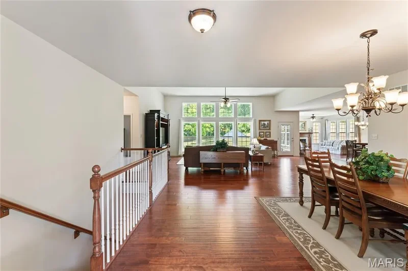 Single Family Residence in Chesterfield