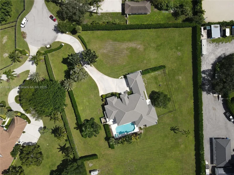 14984 Roan Ct, Wellington, FL 33414, Wellington, Florida, United States. - Photo 85