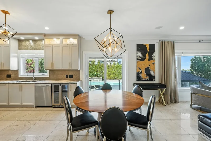 3361 Boul. Pie-IX, Laval, Quebec, Canada. - Photo 12