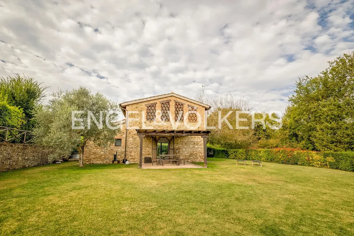 Gallery photo 4