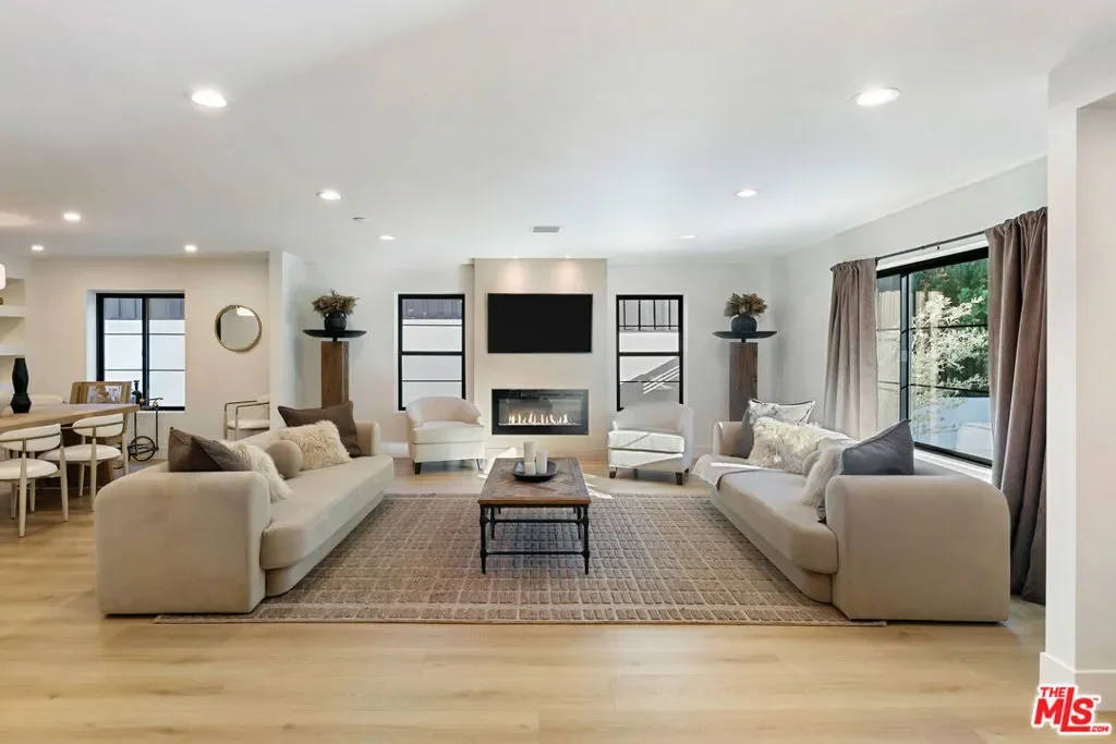 22269 Avenue San Luis, Los Angeles, California, United States. - Photo 29