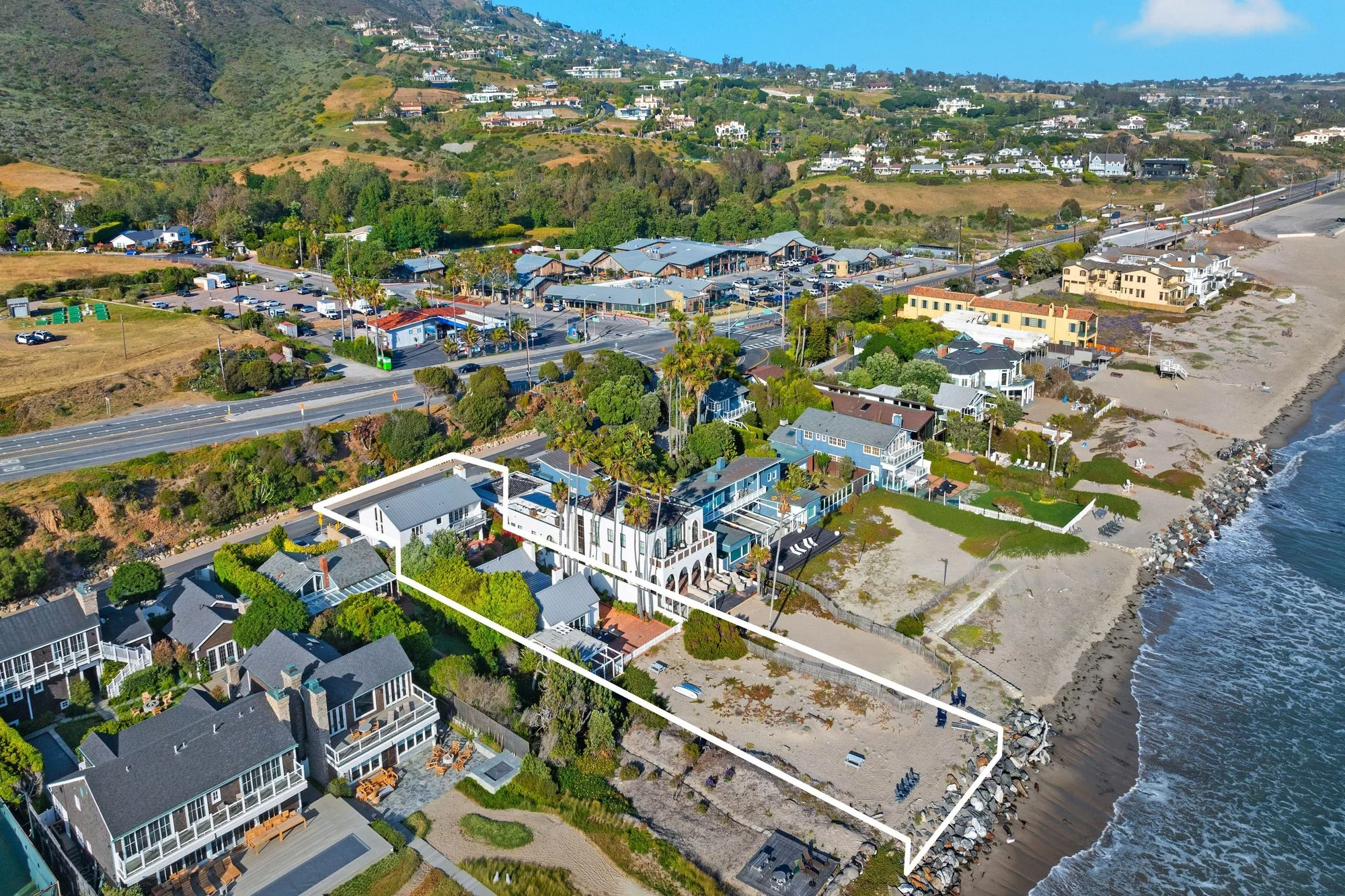 30830 Broad Beach Road , Malibu, CA 90265, Malibu, California, United States. - Photo 27
