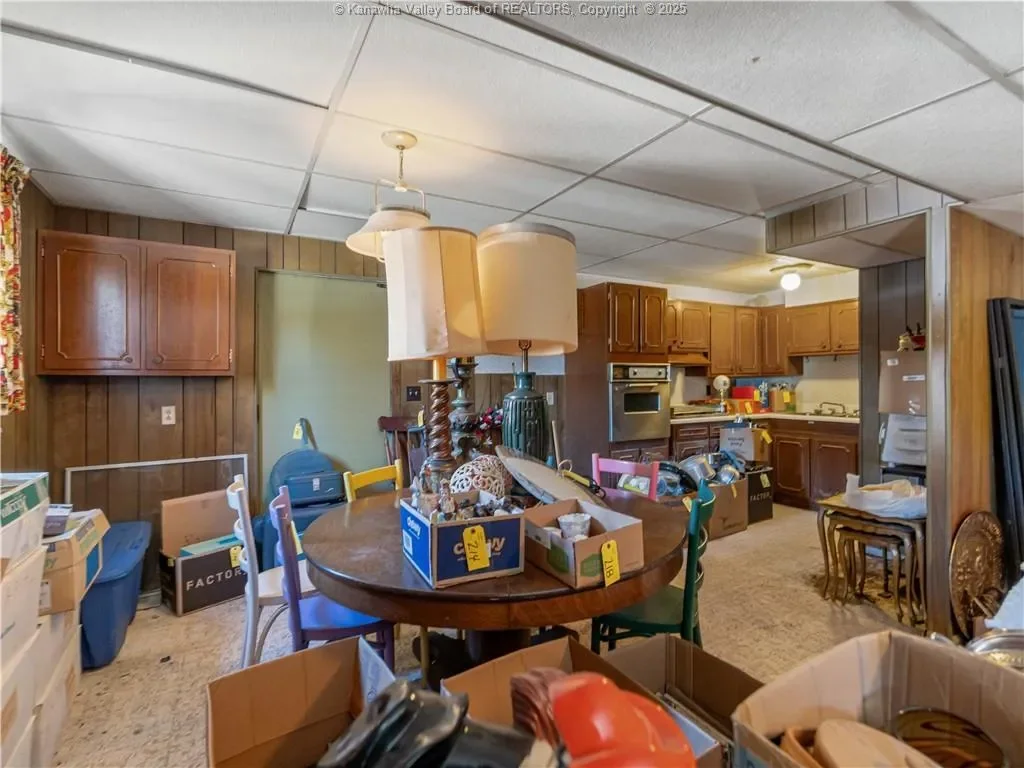 822 Whispering Way, South Charleston, WV 25303, Charleston, West Virginia, United States. - Photo 9