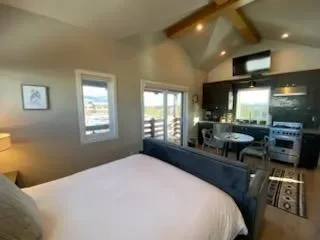 19120 Gateway Loop, Bend, Oregon, United States. - Photo 41