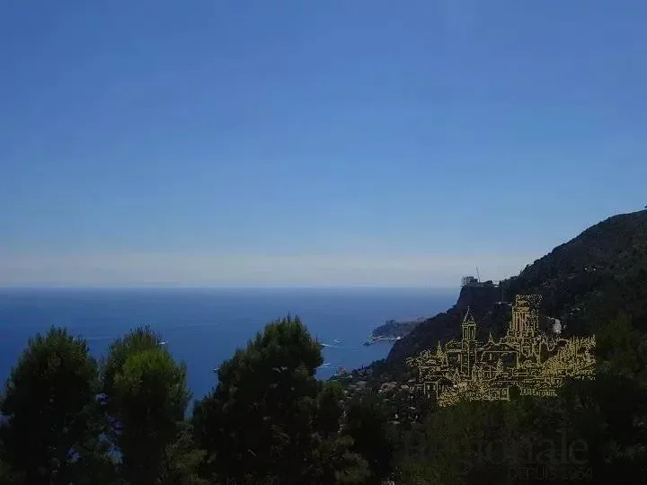 RCM: 5-room villa with pool, sea view