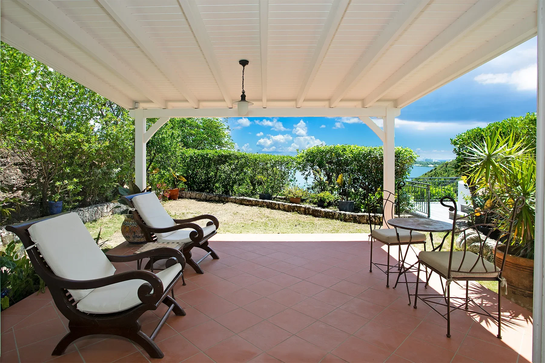 Exterior photo 11