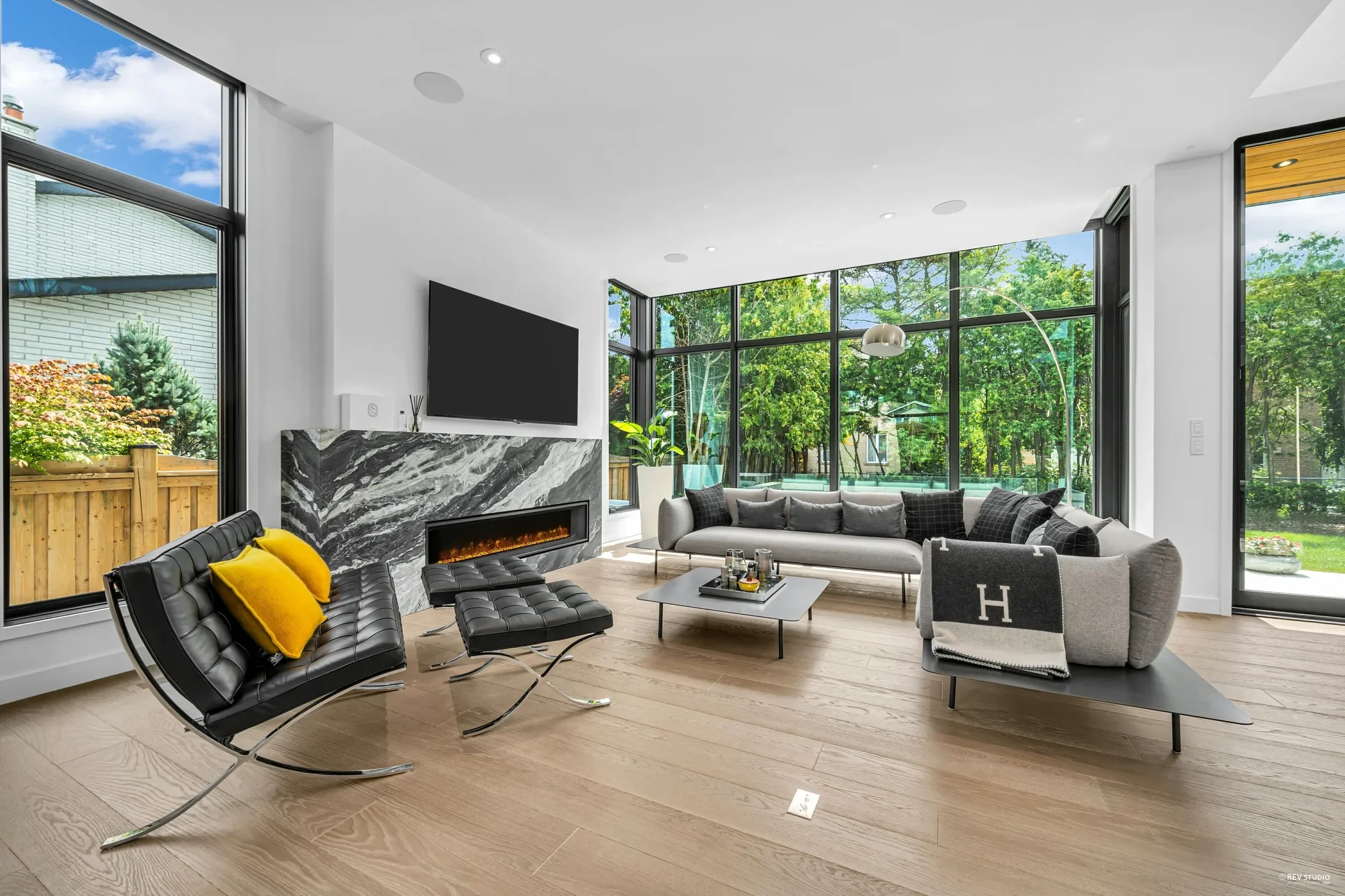 Gallery photo 10