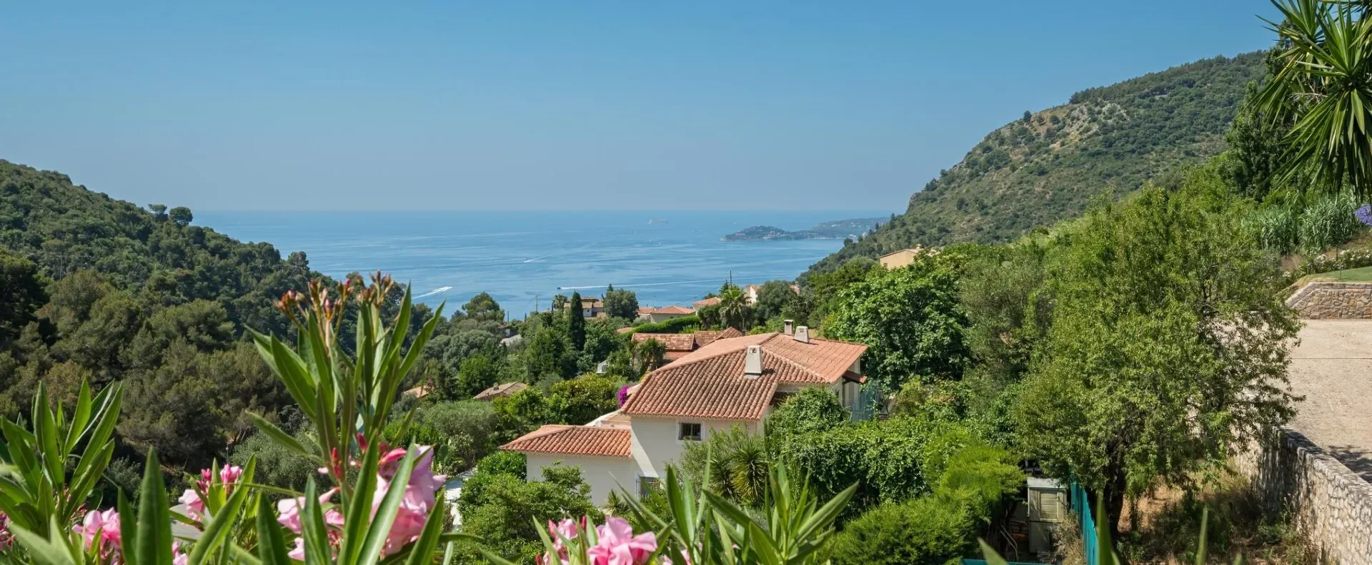 Èze, Provence-Alpes-Côte d'Azur, France. - Photo 12
