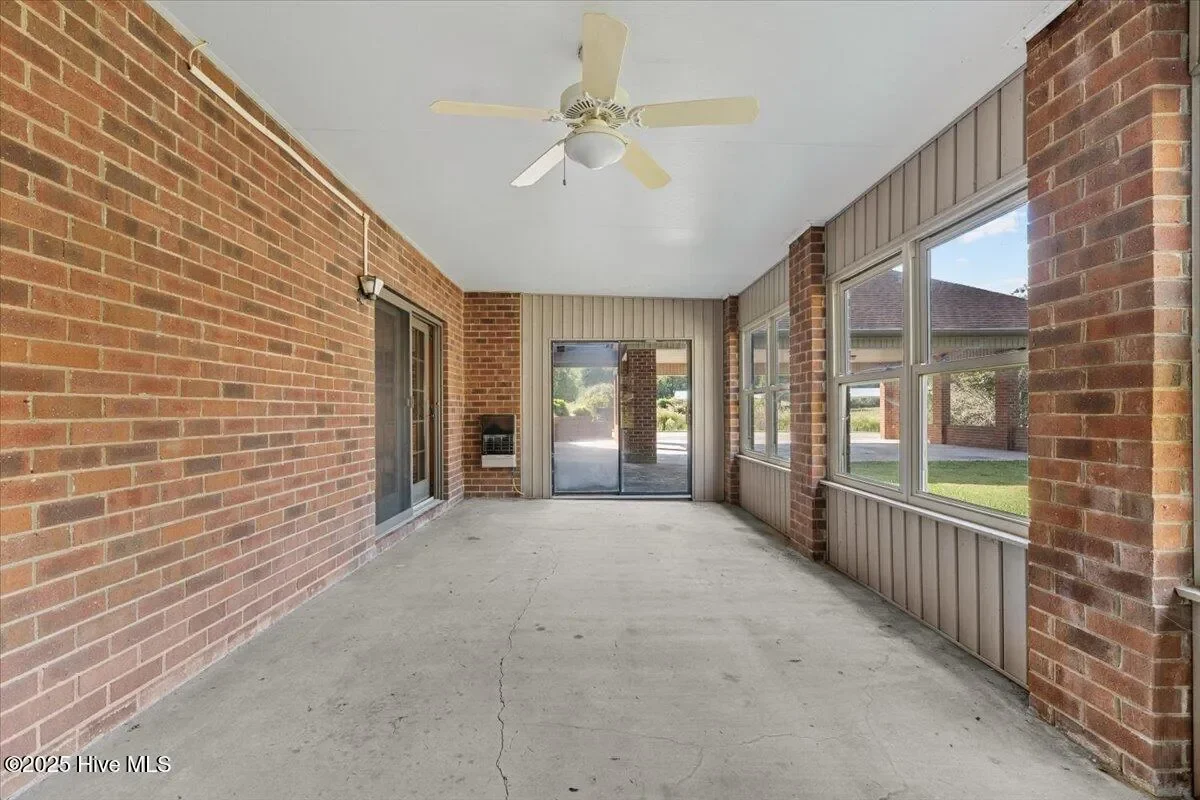 6464 Bonlee Bennett Road, Bear Creek, North Carolina, United States. - Photo 56