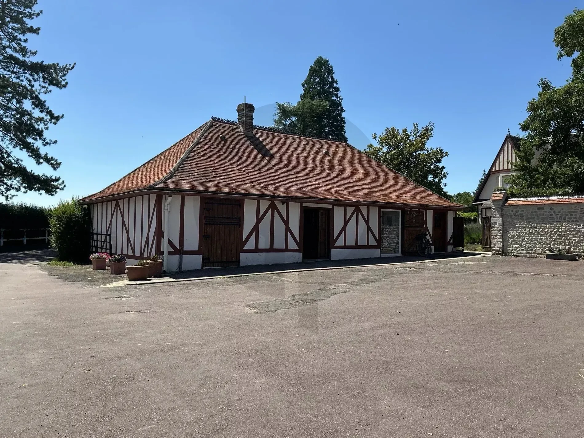 Sévigny, Normandy, France. - Photo 13