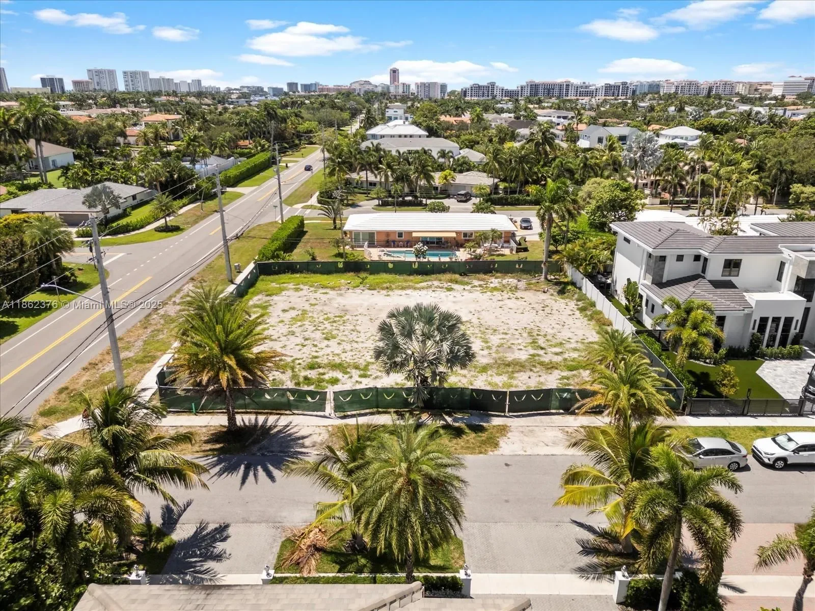 498 NE 10th St, Boca Raton, Florida, United States. - Photo 8