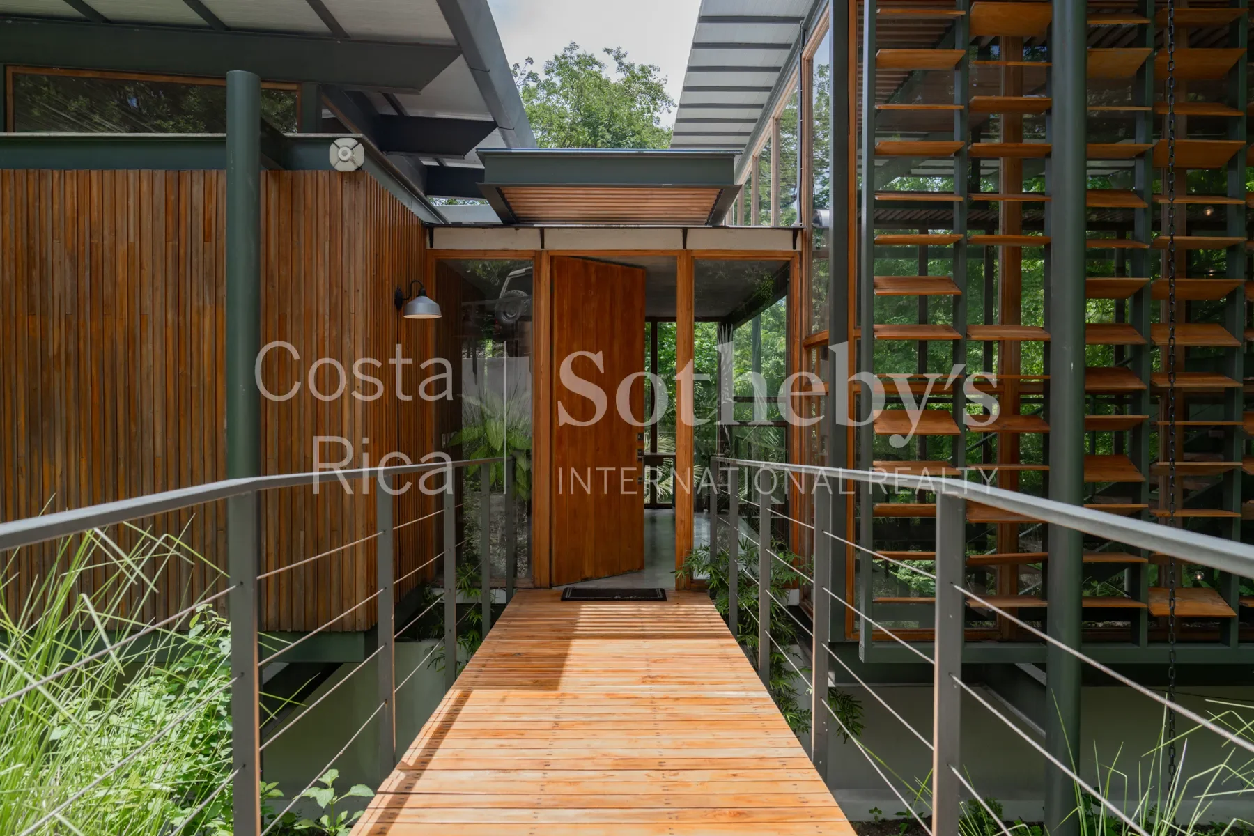 Gallery photo 8