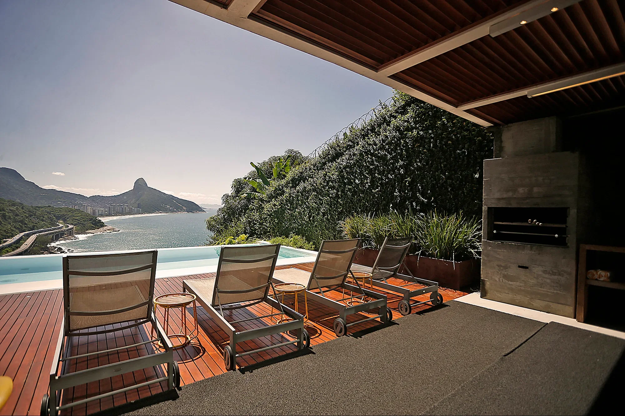 Exterior photo 12
