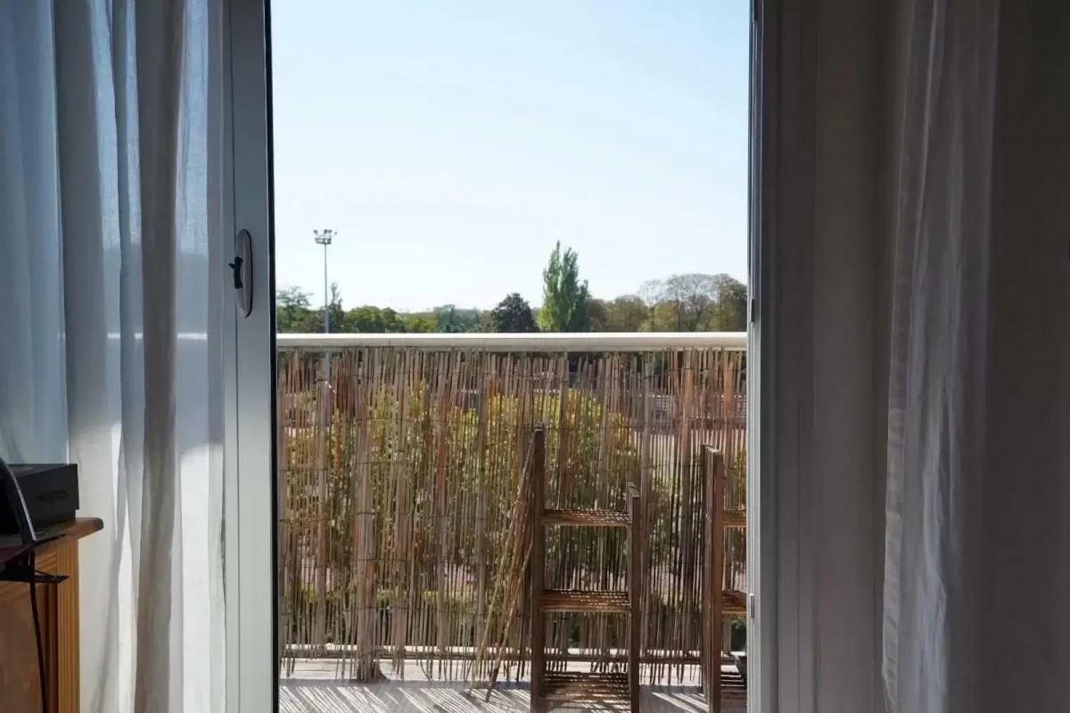 Paris, Île-de-France, France. - Photo 10