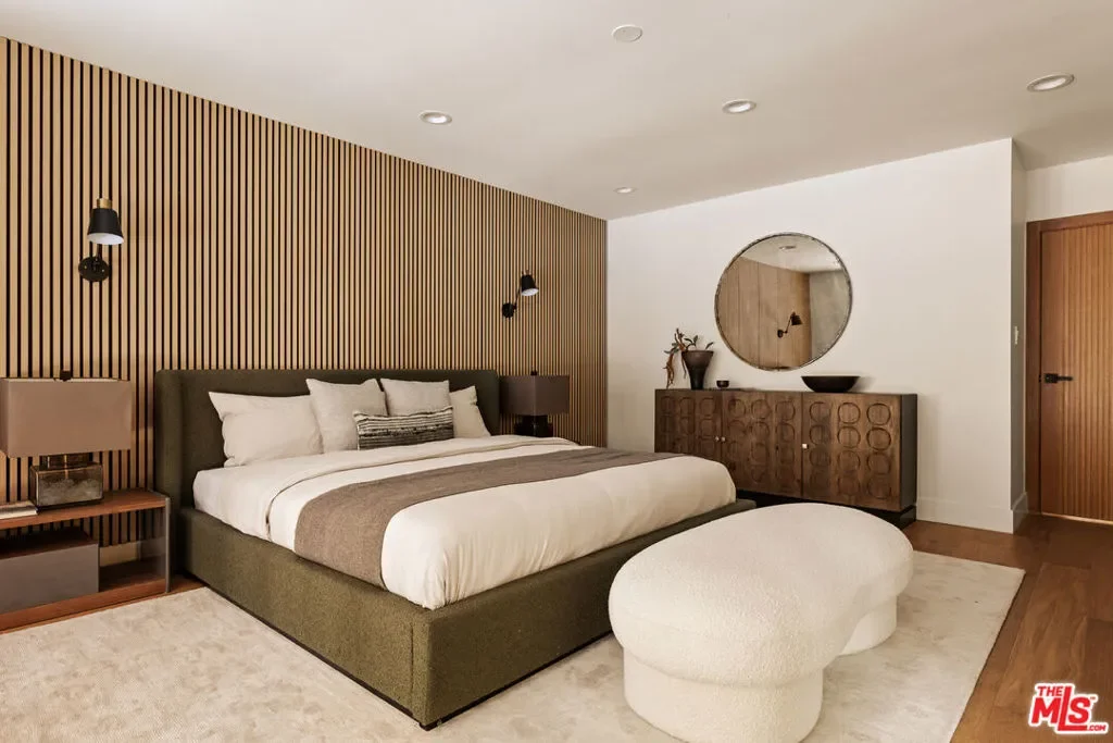 4615 Cedros Avenue, Los Angeles, California, United States. - Photo 9