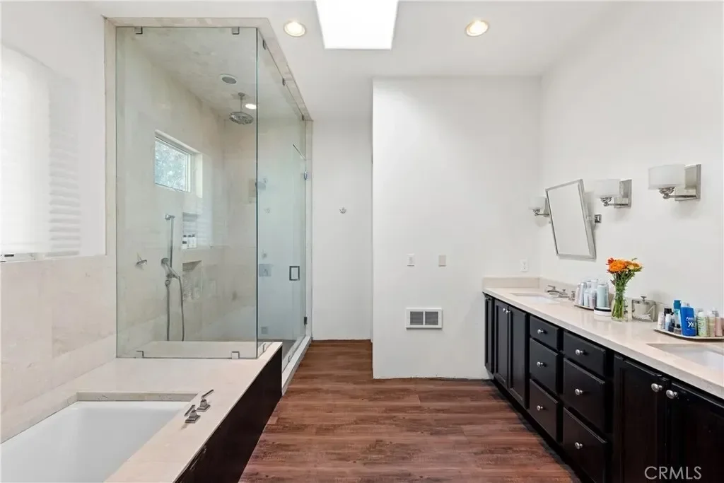 5150 Gloria Avenue, Los Angeles, California, United States. - Photo 10