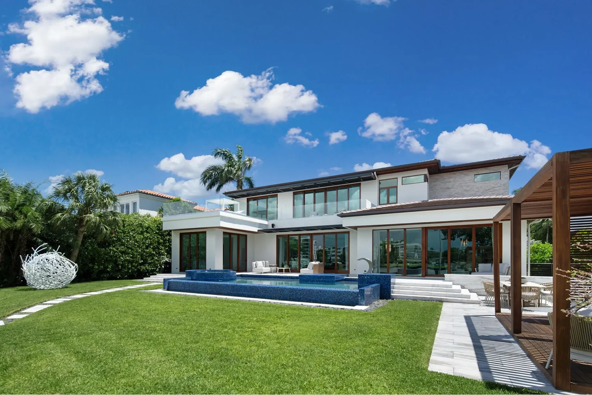 100 Bal Bay Dr, Bal Harbour, Florida, United States. - Photo 45