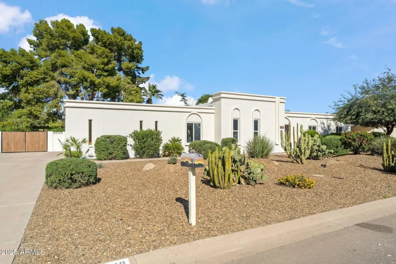 5418 E WETHERSFIELD Road, Scottsdale, Arizona, United States. - Photo 2
