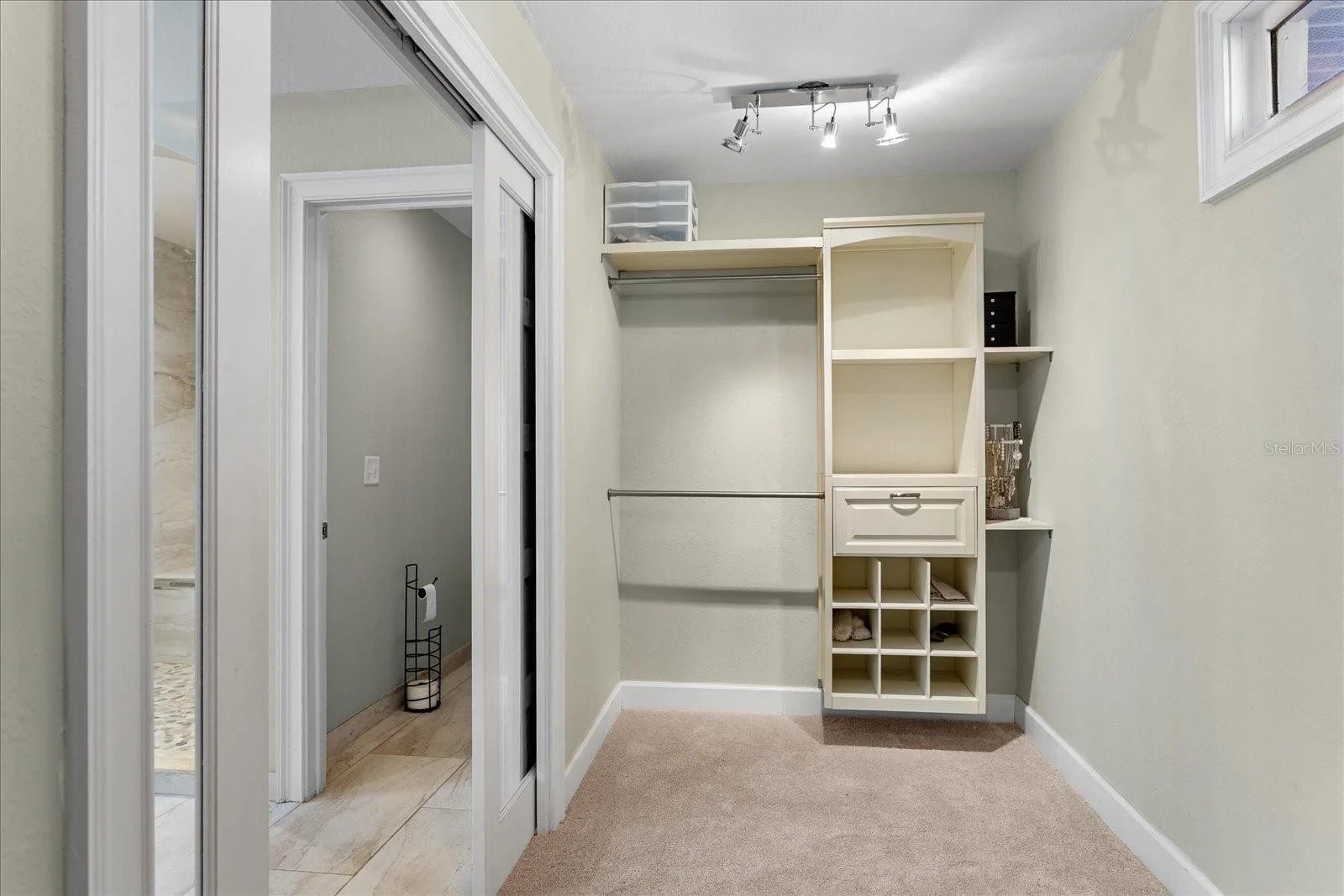 Gallery photo 12