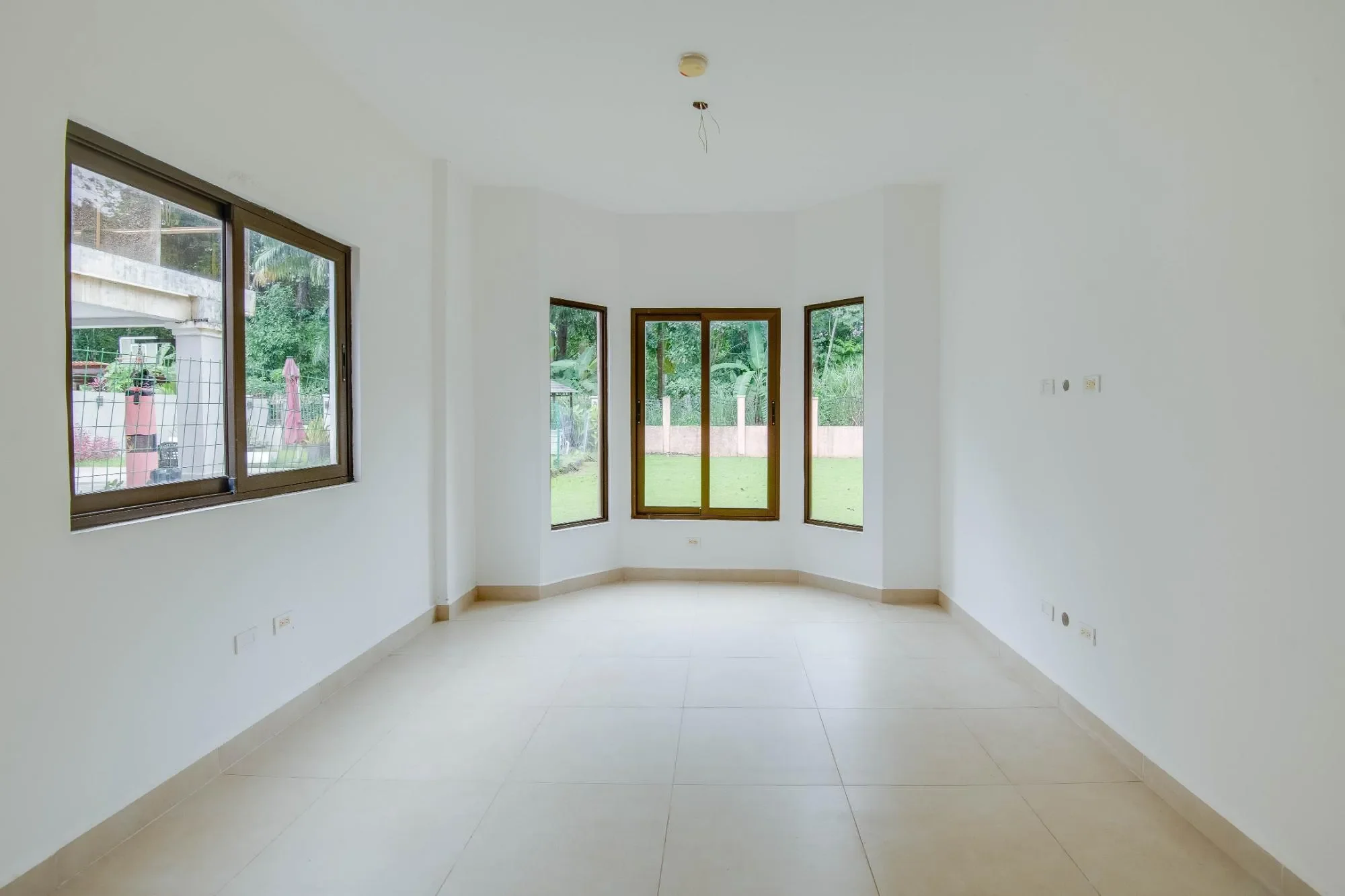Gallery photo 10