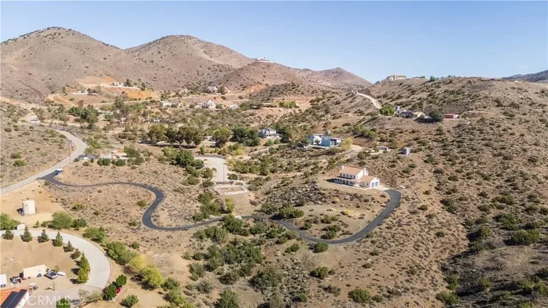 9162 Old Stage Rd, Santa Clarita, California, United States. - Photo 51