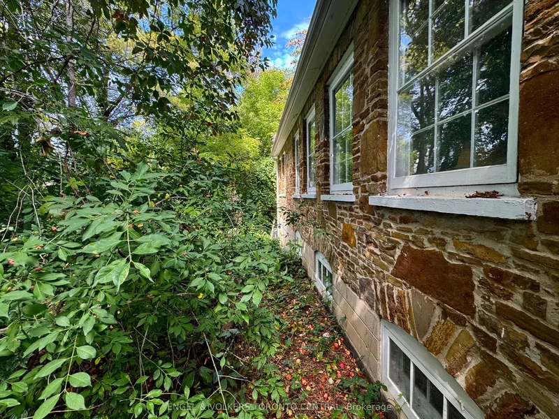 85 Yorkleigh Avenue, Toronto, Ontario, Canada. - Photo 20