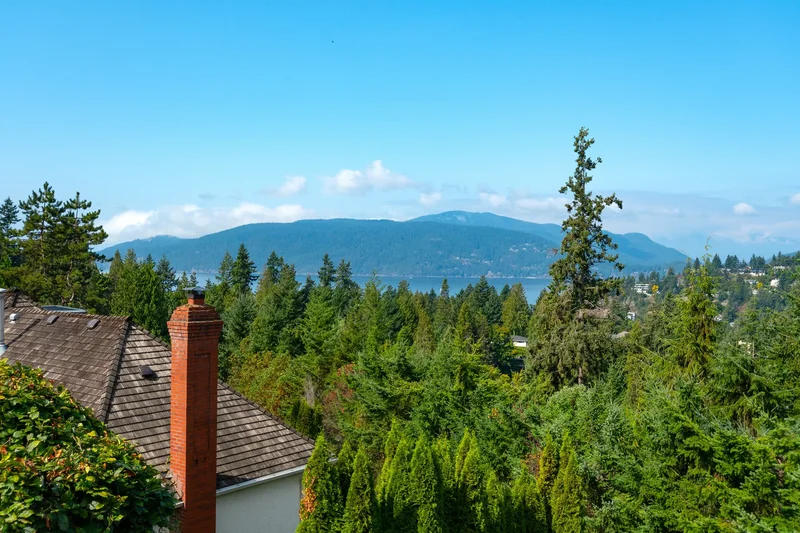 5480 Keith Road, West Vancouver, BC V7W 3C9, West Vancouver, British Columbia, Canada. - Photo 52
