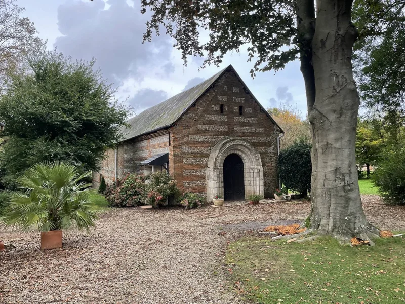 Goderville, Normandy, France. - Photo 9