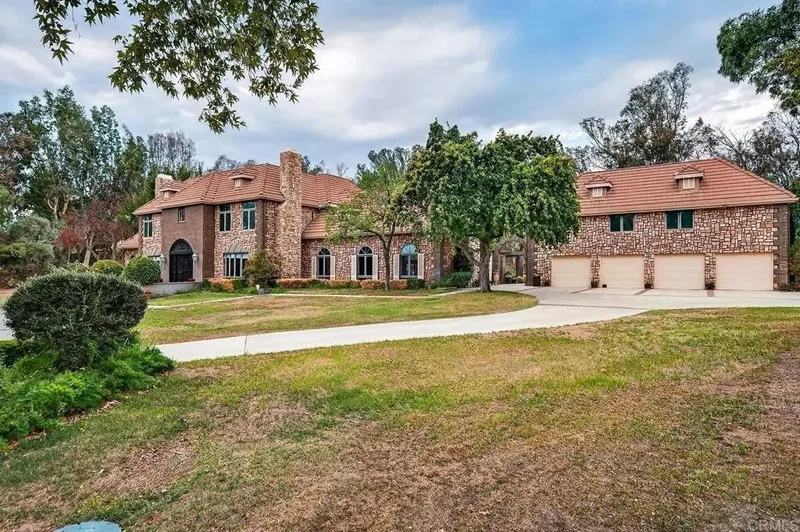 36500 De Portola Road, Temecula, California, United States. - Photo 24