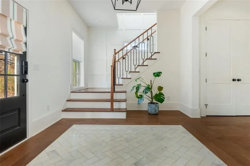 120 Emerson Court, Roswell, Georgia, United States. - Photo 2