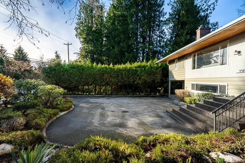 2519 East Road, Anmore, BC, V3H5G9, CANADA, Anmore, British Columbia, Canada. - Photo 28