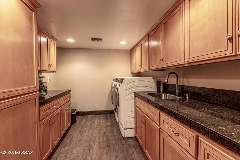 11484 N 1st Avenue, Oro Valley, AZ 85737, Oro Valley, Arizona, United States. - Photo 22