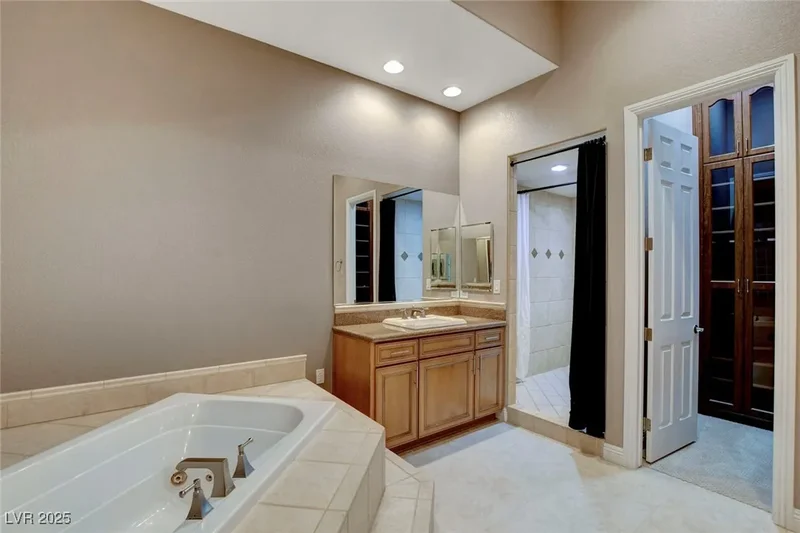 212 Villa Borghese Street, Las Vegas, Nevada, United States. - Photo 37
