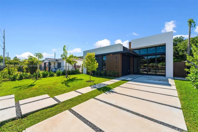 412 NW 47th St, Miami, Florida, United States. - Photo 38