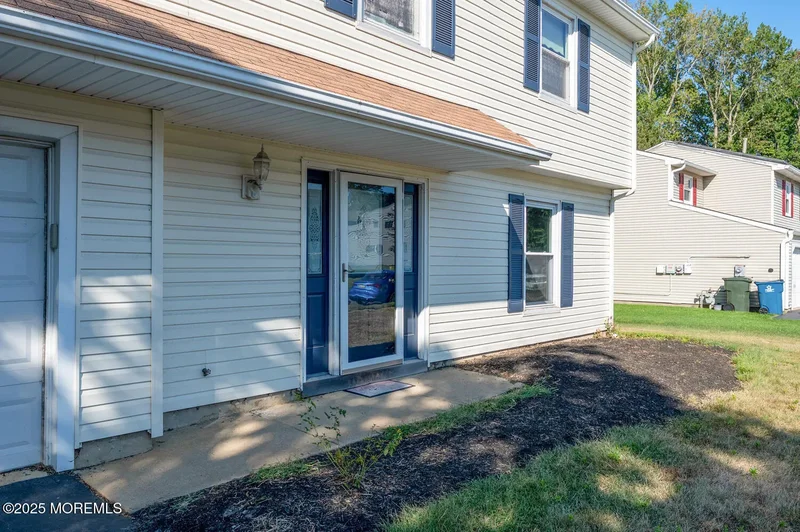 16 Moak Drive, Hazlet, NJ 07730, Hazlet, New Jersey, United States. - Photo 33