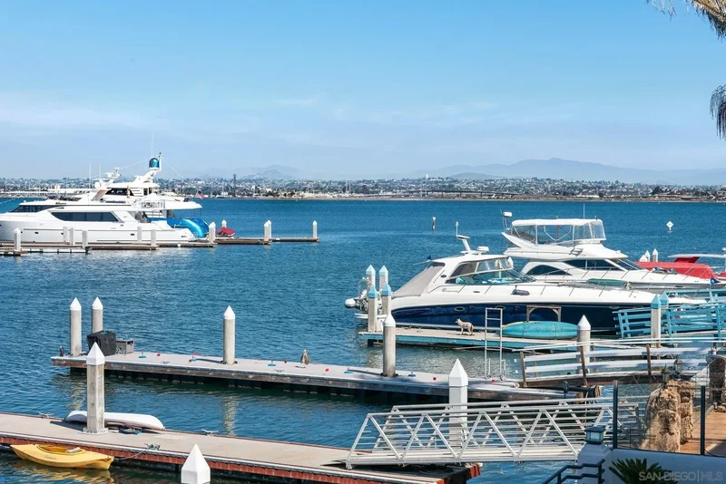 25 The Point, Coronado, California, United States. - Photo 4