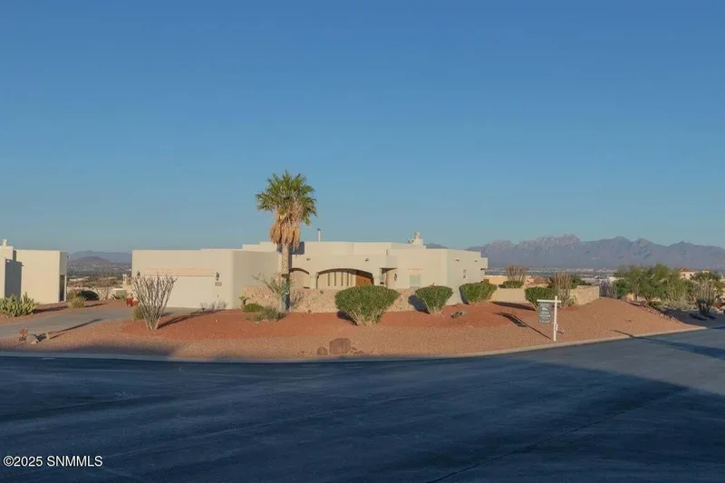 1216 Titania Court, Las Cruces, NM 88007, Las Cruces, New Mexico, United States. - Photo 71