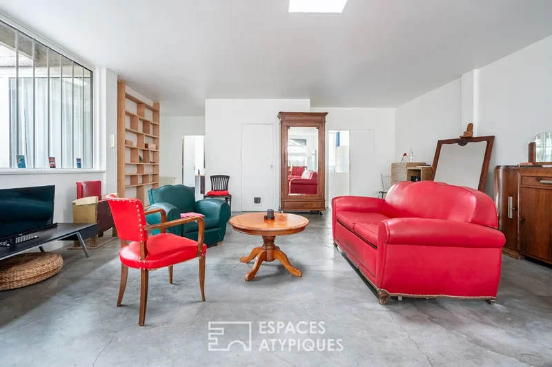 Montreuil, Île-de-France, France. - Photo 8