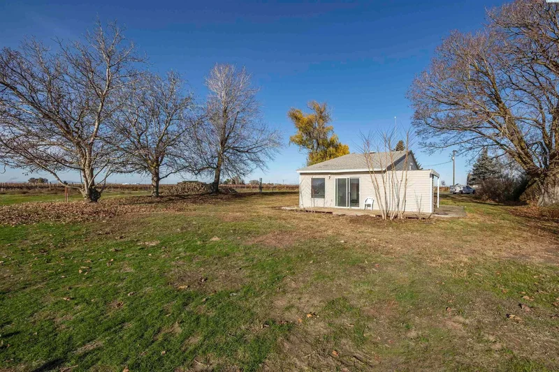 11201 Taylor Flats Road, Pasco, WA 99301, Pasco, Washington, United States. - Photo 25