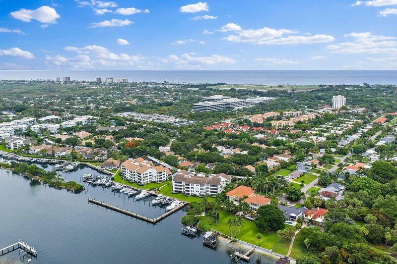 32 Grand Bay Circle, North Palm Beach, Florida, United States. - Photo 48