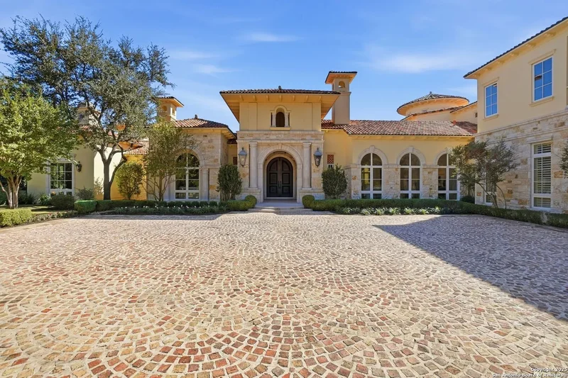 136 S Tower Drive, San Antonio, Texas, United States. - Photo 8