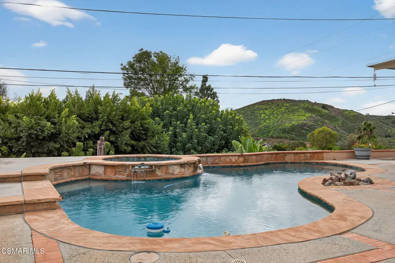 250 W Avenida De Las Flores, Thousand Oaks, CA 91360, Thousand Oaks, California, United States. - Photo 31