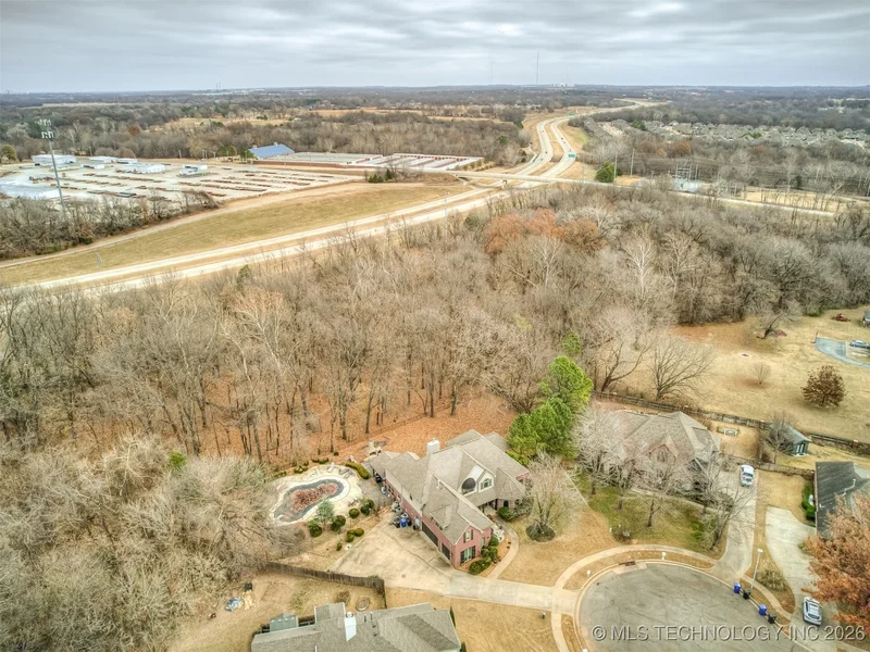 6301 S 5th Avenue, Broken Arrow, OK 74011, Broken Arrow, Oklahoma, United States. - Photo 93