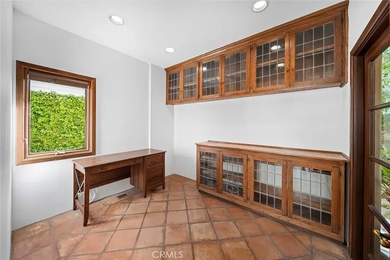 64 Emerald Bay, Laguna Beach, California, United States. - Photo 47